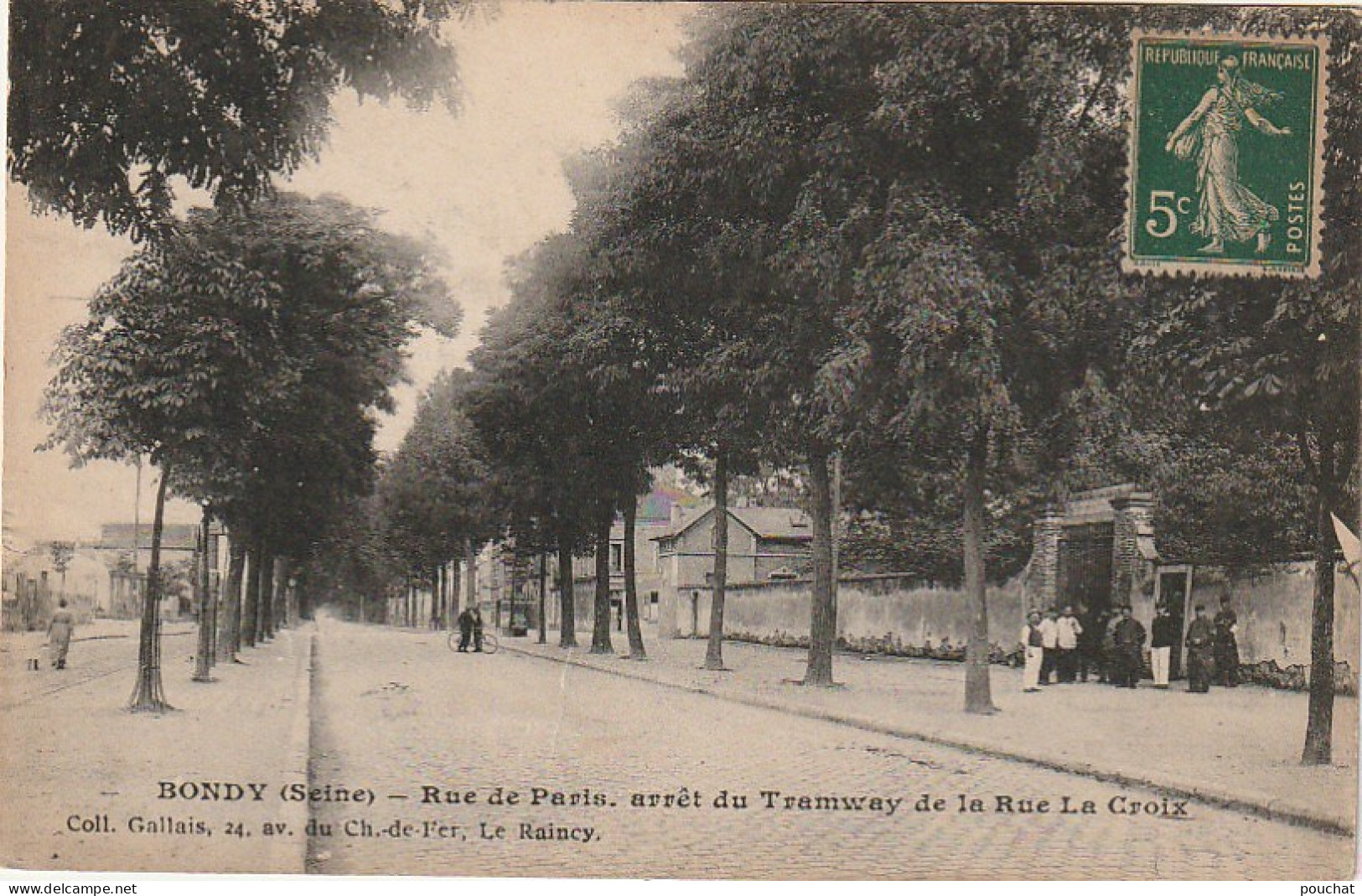 MO 5-(93) BONDY - RUE DE PARIS - ARRET DU TRAMWAY DE LA RUE DE LA CROIX  - 2 SCANS - Bondy