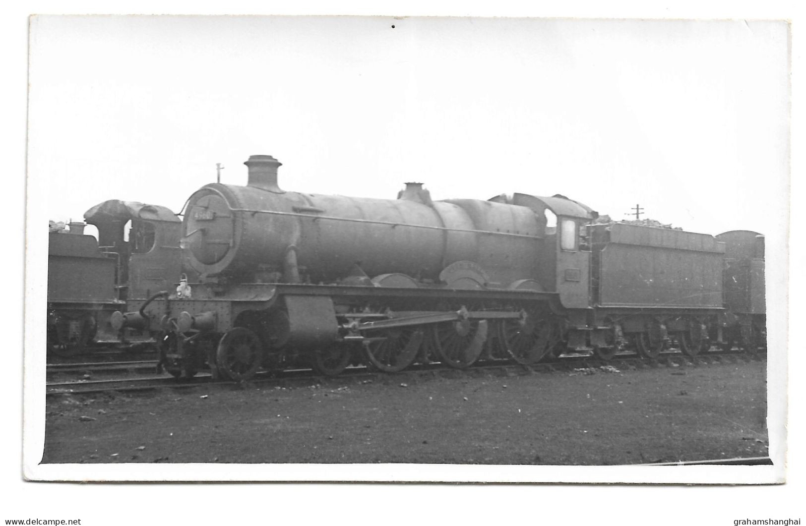 Photo British Railways Steam Locomotive 4-6-0 4960 Ex-GWR Hall Class In Scrapline 1960s ? - Chemin De Fer