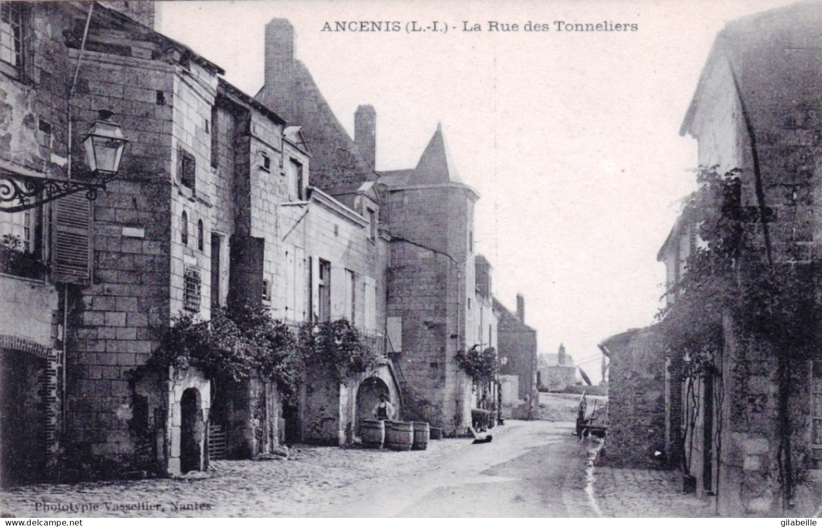 44 - ANCENIS - La Rue Des Tonneliers - Ancenis