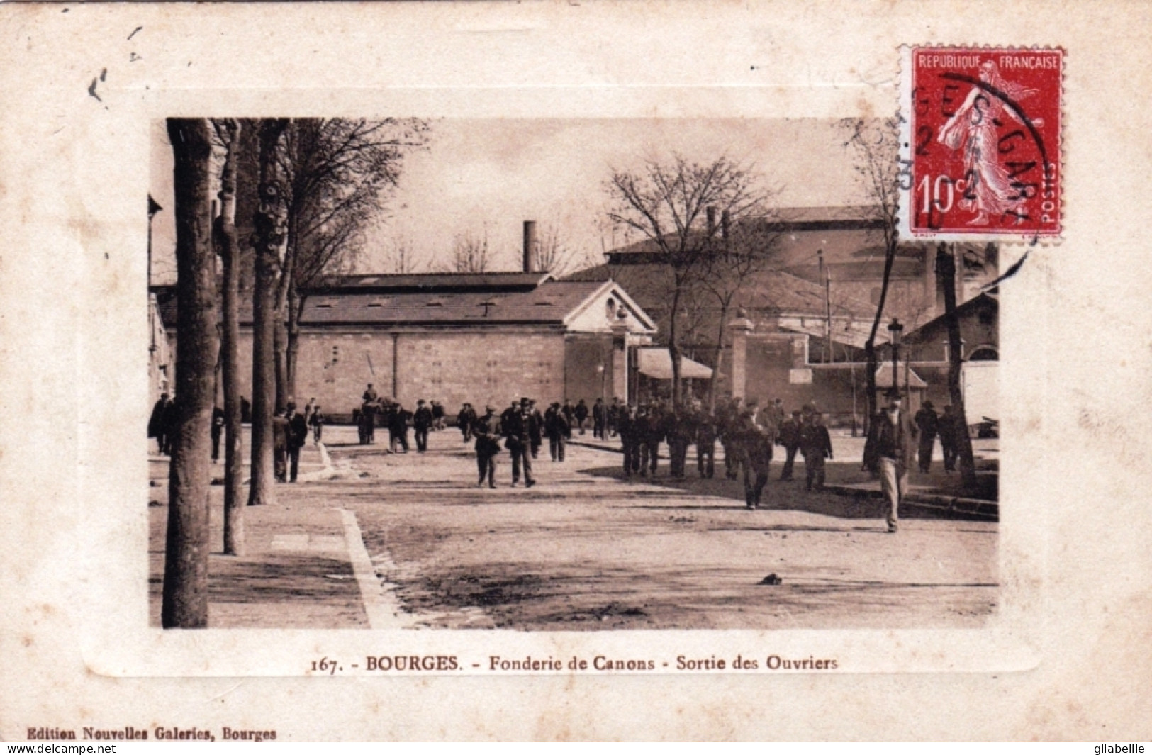 18 - Cher -  BOURGES - Fonderie De Canons - Sortie Des Ouvriers - Bourges