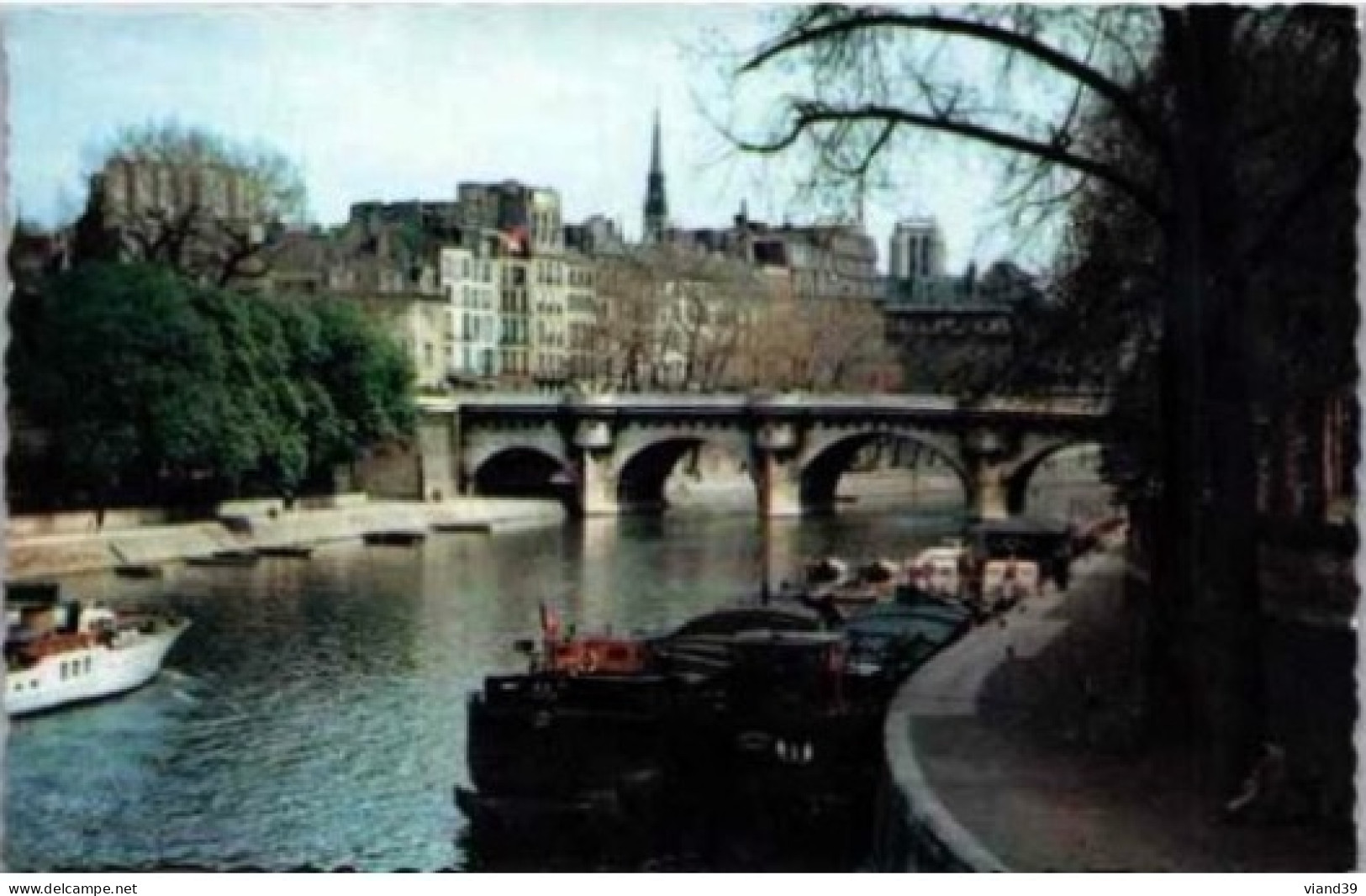 PARIS. -  La Seine Et La Cité. ( Péniches ).       Non Circulée. - Le Anse Della Senna