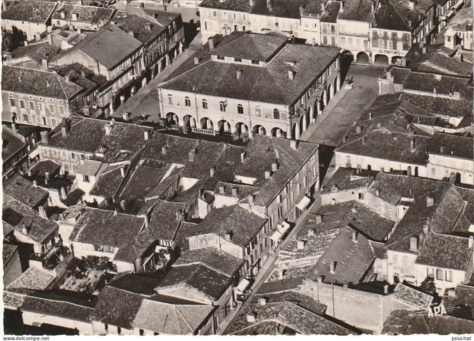 MO 24-(32)  FLEURANCE - VUE SUR L' HOTEL DE VILLE - VUE AERIENNE - 2 SCANS - Fleurance