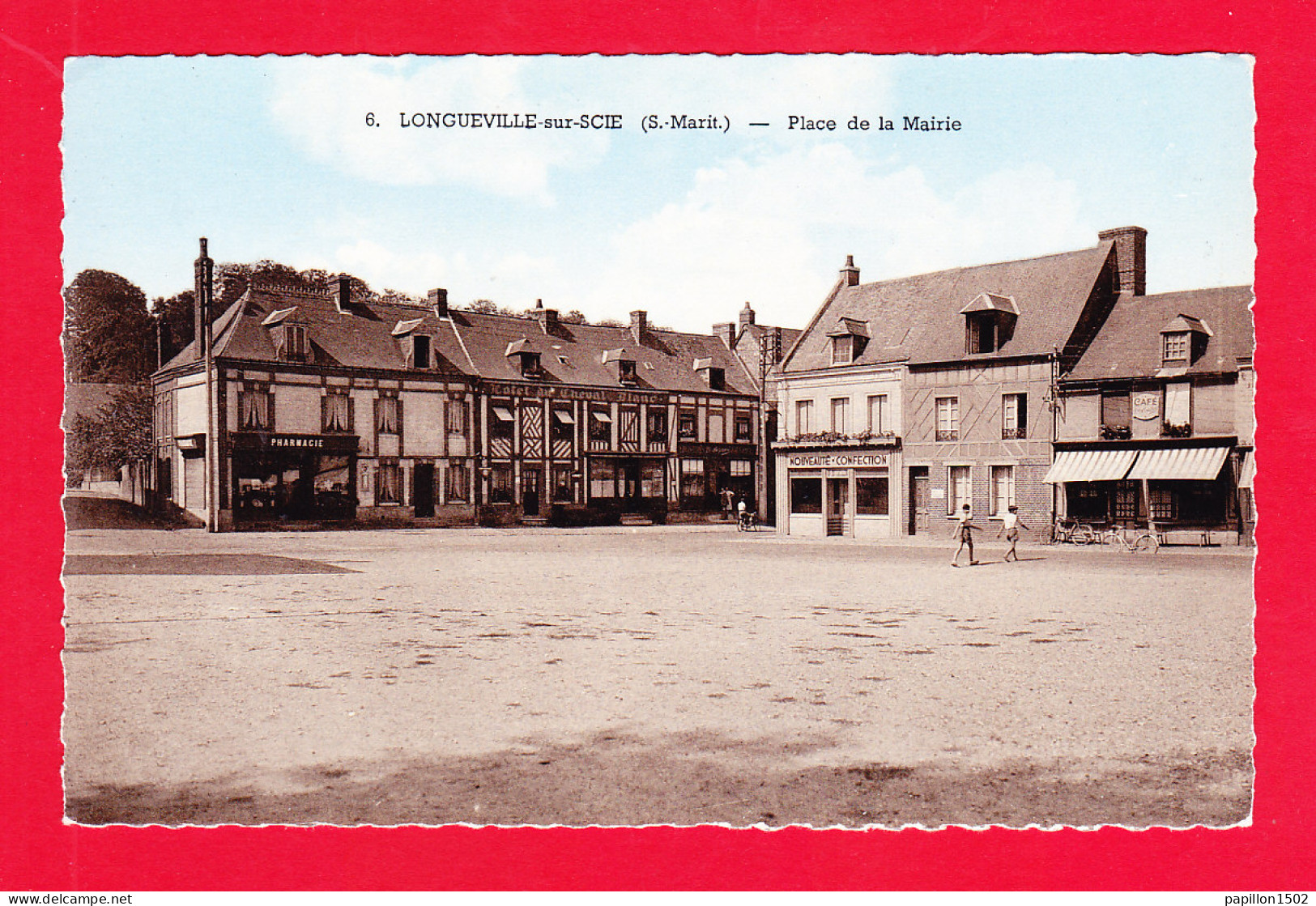 F-76-Longueville-01A55  La Place De La Mairie, Commerces, BE - Other & Unclassified