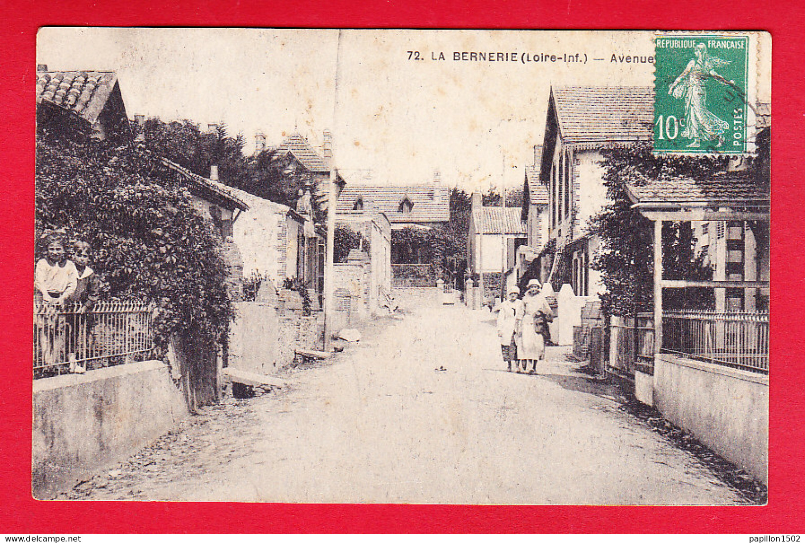 F-44-La Bernerie-14P204  Avenue De La Source, Animation, Cpa  - La Bernerie-en-Retz