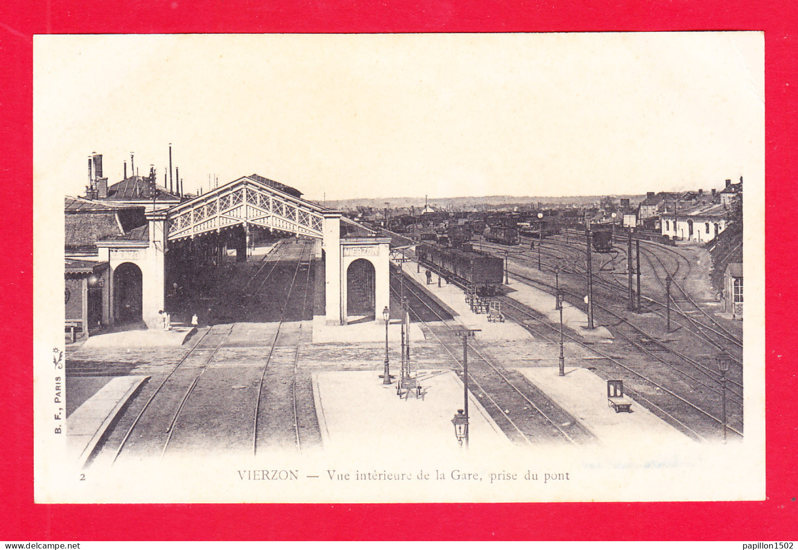 F-18-Vierzon-52Ph124  Vue Intérieure De La Gare, Prise Du Pont, Le Train En Gare, Cpa Précurseur - Vierzon