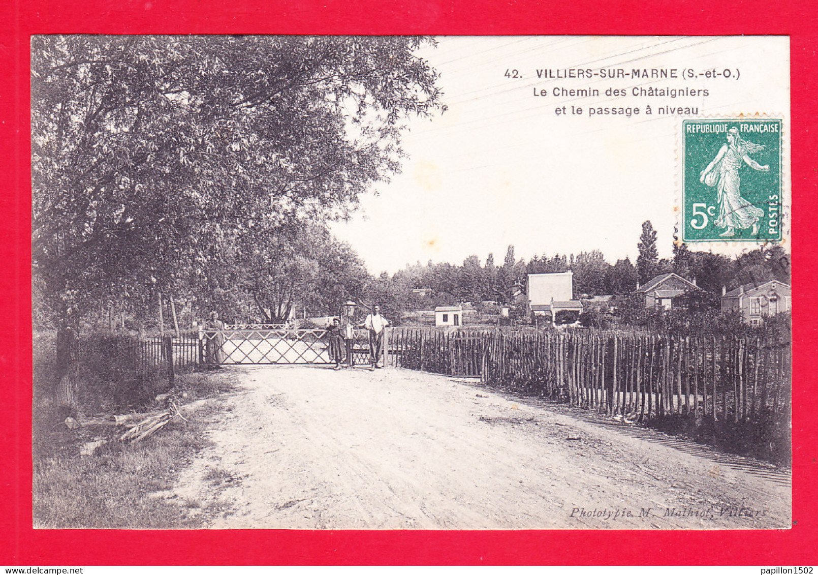 F-94-Villiers Sur Marne-03Ph124  Le Chemin Des Châtaigniers Et Le Passage à Niveau, Cpa BE - Villiers Sur Marne