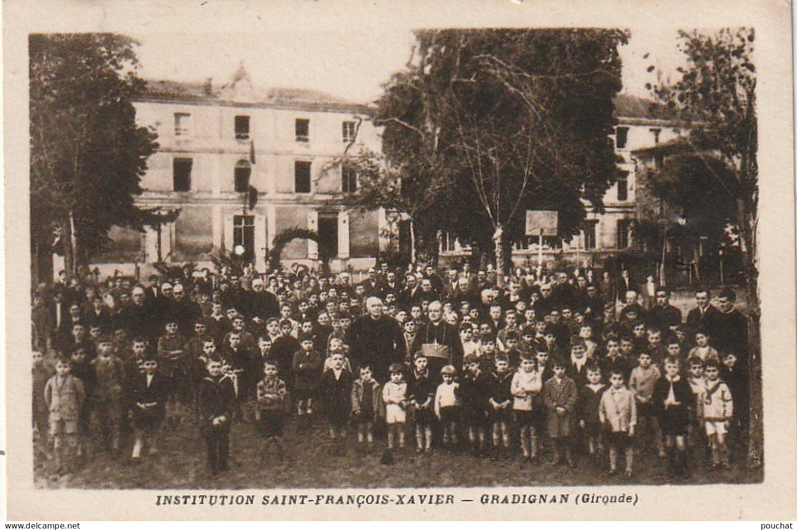 NE 3-(33) INSTITUTION SAINT FRANCOIS XAVIER  - GRADIGNAN - ECOLIERS - 2 SCANS  - Gradignan