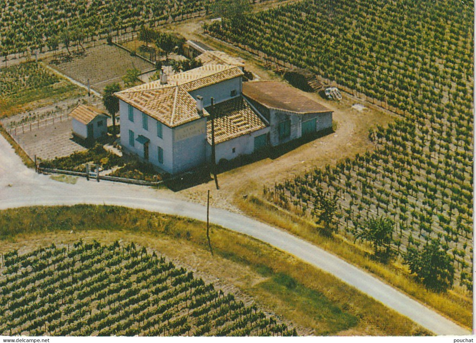 NE 9-(33) CHATEAU DU MOINE VIEUX , A. PIGEON - SAINT SULPICE DE FALEYRENS - VUE AERIENNE - CARTE COULEURS  - Saint-Emilion