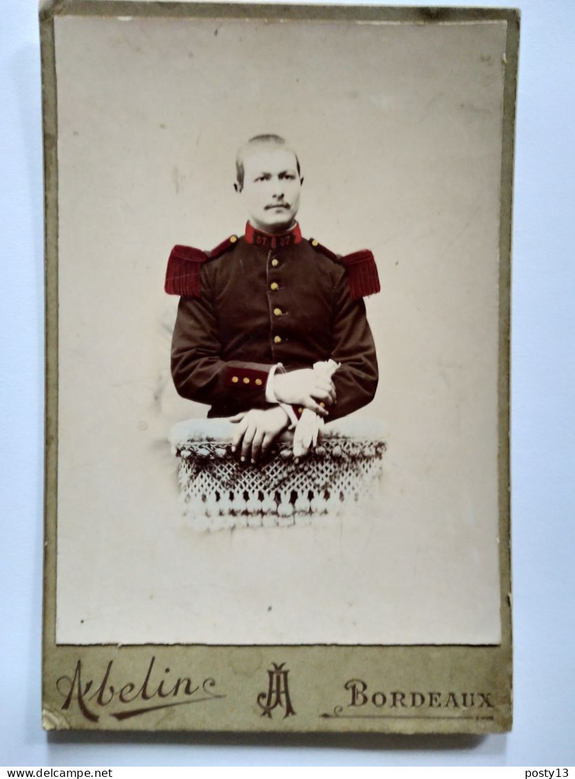 CDV Format Cabinet Colorisée - Jeune Soldat 57 Sur Col - Photo Abelin, Bordeaux - BE - War, Military