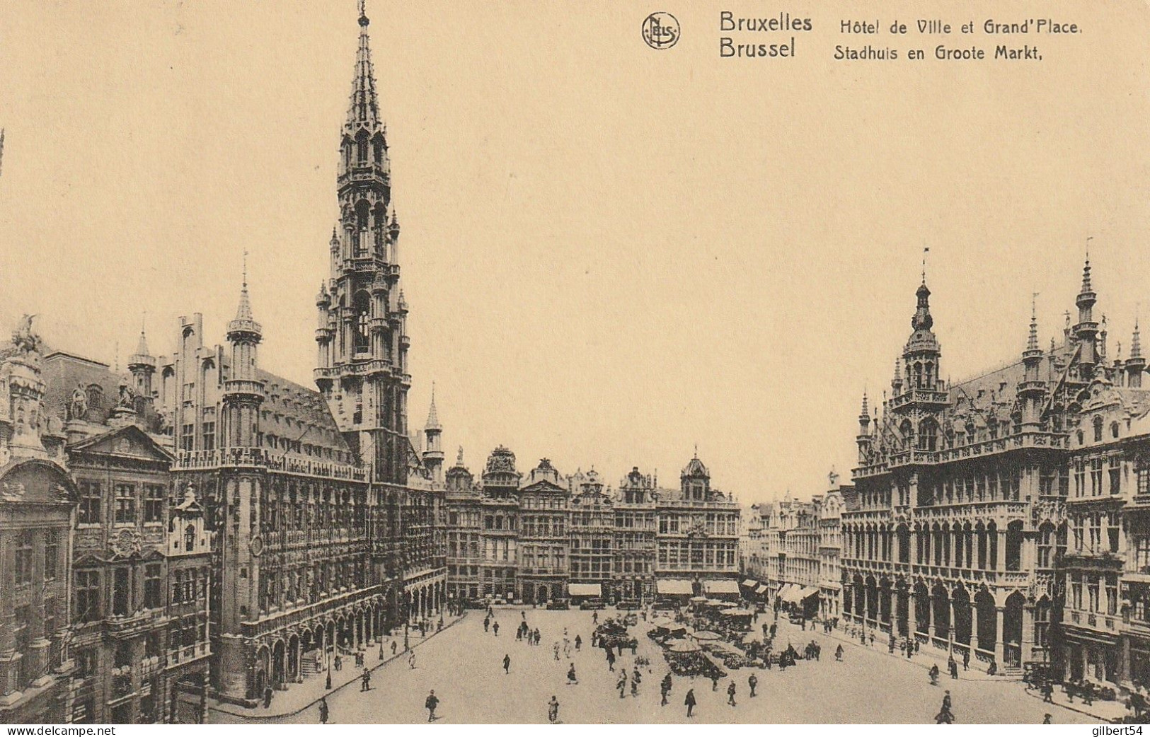 BRUXELLES - BELGIQUE 6 Hôtel De Ville Et Grand'Place. - Places, Squares