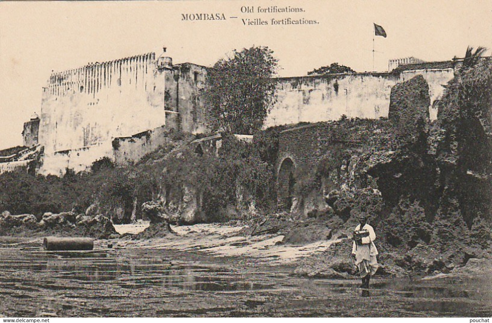 NE 17 - KENYA - MOMBASA - VIEILLES FORTIFICATIONS  - 2 SCANS - Kenia