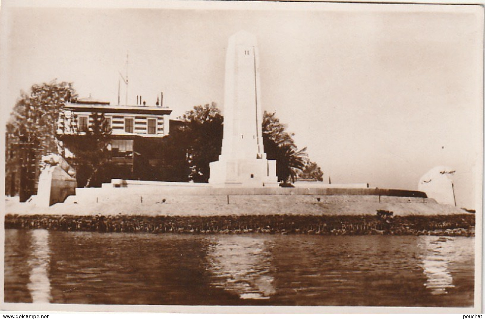 NE 19 - EGYPTE - PORT SAID -  INDIAN WAR MONUMENT , AT PORT TEWFIK - 2 SCANS - Port Said