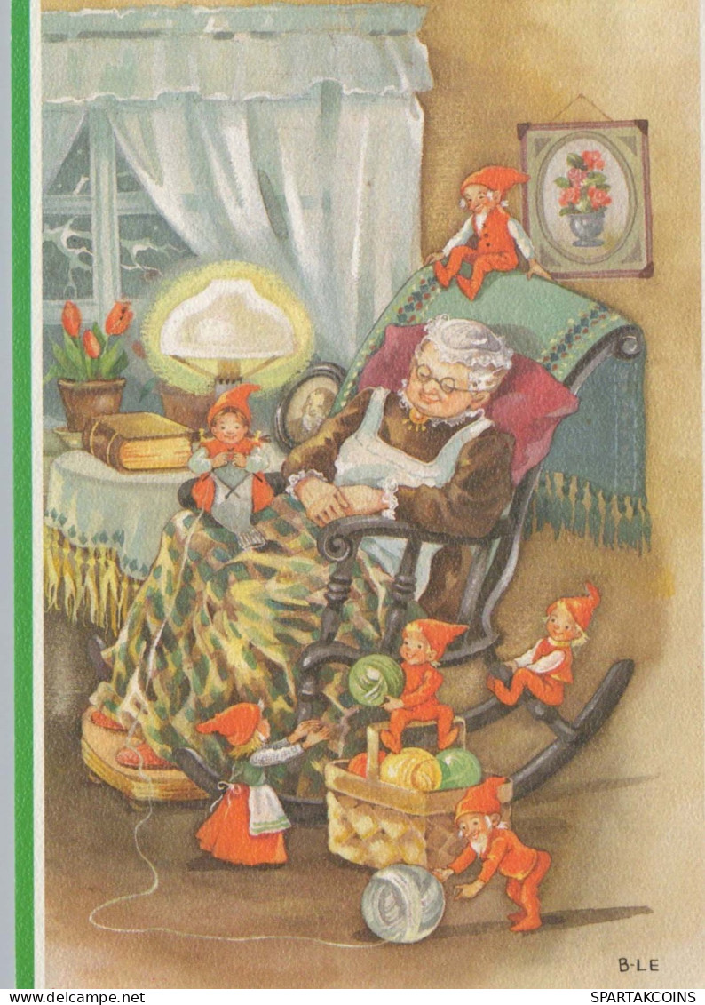 PAPÁ NOEL Feliz Año Navidad GNOMO Vintage Tarjeta Postal CPSM #PAZ931.A - Santa Claus