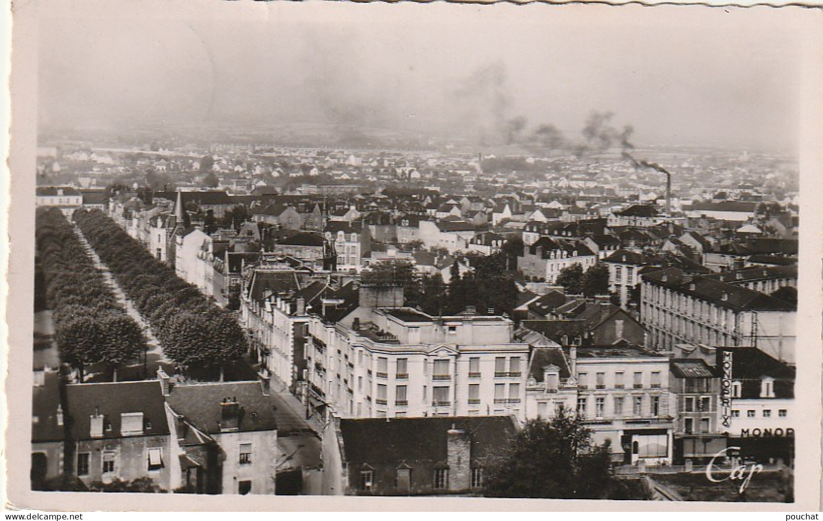 OP 5-(03) MONTLUCON - VUE GENERALE SUR L' AVENUE DE LA GARE ET LA VILLE - ENSEIGNE MONOPRIX - 2 SCANS - Montlucon