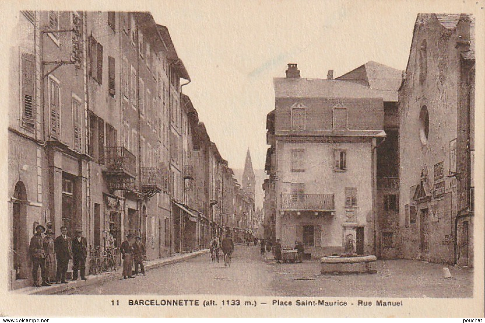 OP 6-(04) BARCELONNETTE - PLACE SAINT MAURICE - RUE MANUEL - ANIMATION - 2 SCANS - Barcelonnette