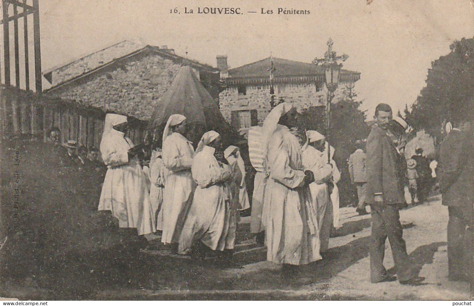 OP 12-(07) LA LOUVESC - LES PENITENTS - PROCESSION  - 2 SCANS - La Louvesc