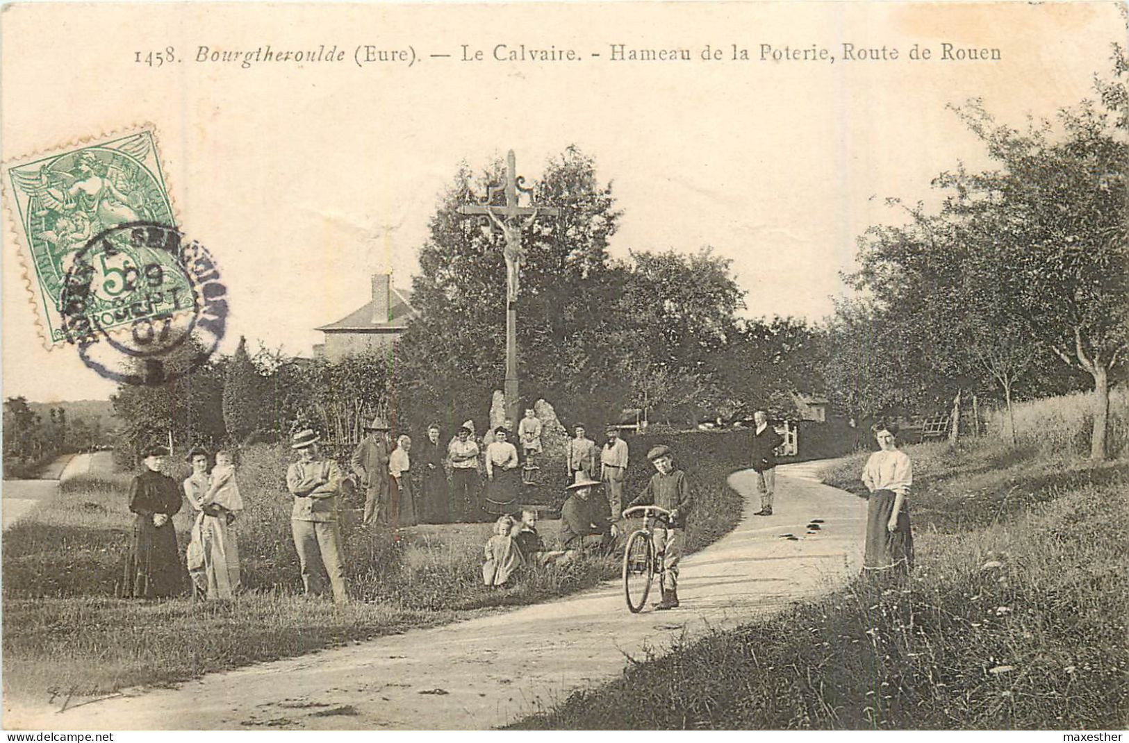 BOURGTHEROULDE Le Calvaire, Hameau De La Poterie Route De Rouen - Bourgtheroulde