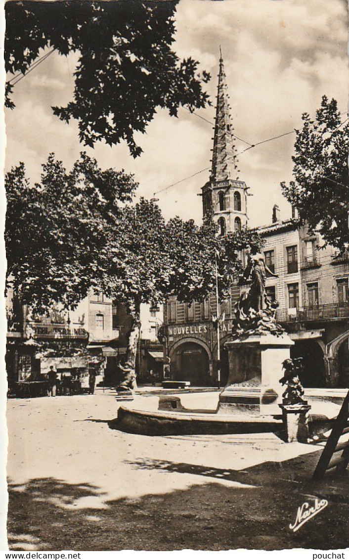 OP 19-(11) LIMOUX - PLACE DE LA REPUBLIQUE ET CLOCHER DE L' EGLISE SAINT MARTIN - HOTEL TERMINUS  - 2 SCANS - Limoux