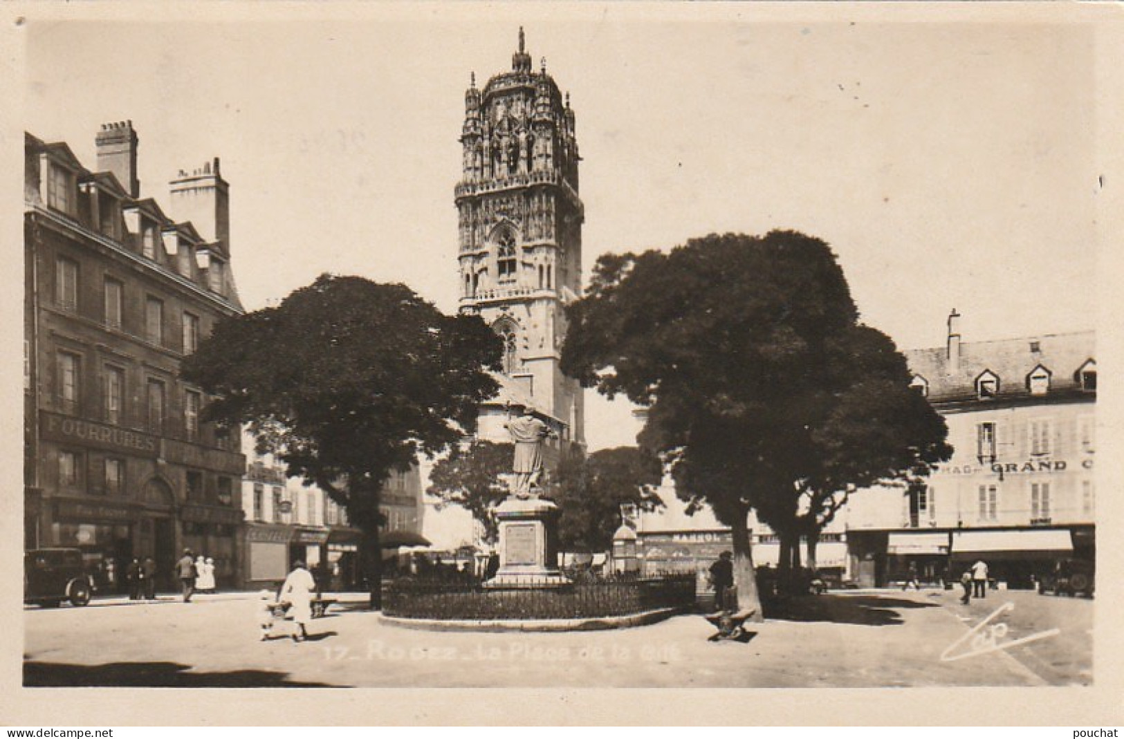 OP 21-(12) RODEZ - LA PLACE DE LA CITE - 2 SCANS - Rodez