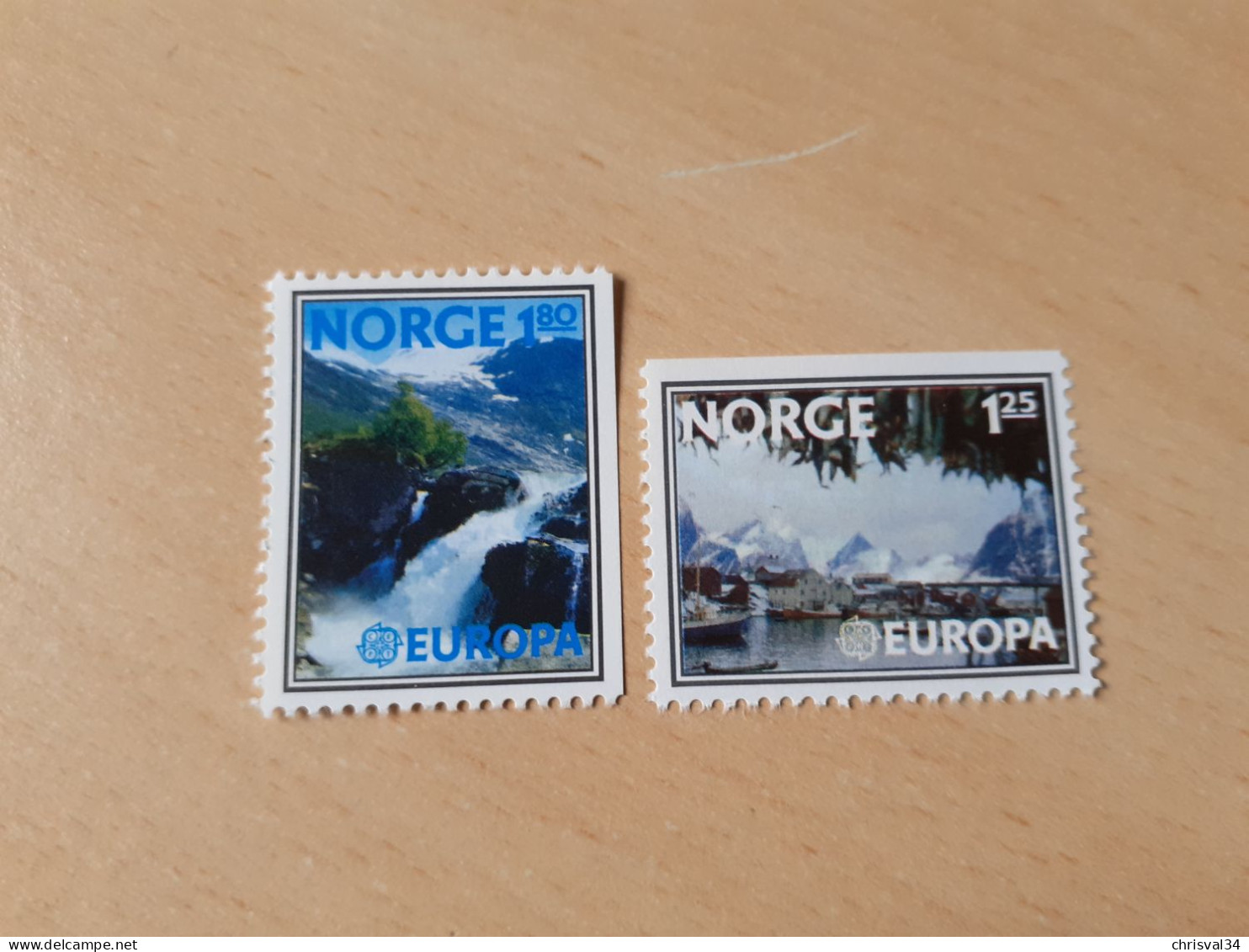 TIMBRES   NORVEGE   EUROPA    1977   N  698a + 699a   COTE  5,50  EUROS   NEUFS  LUXE** - 1977