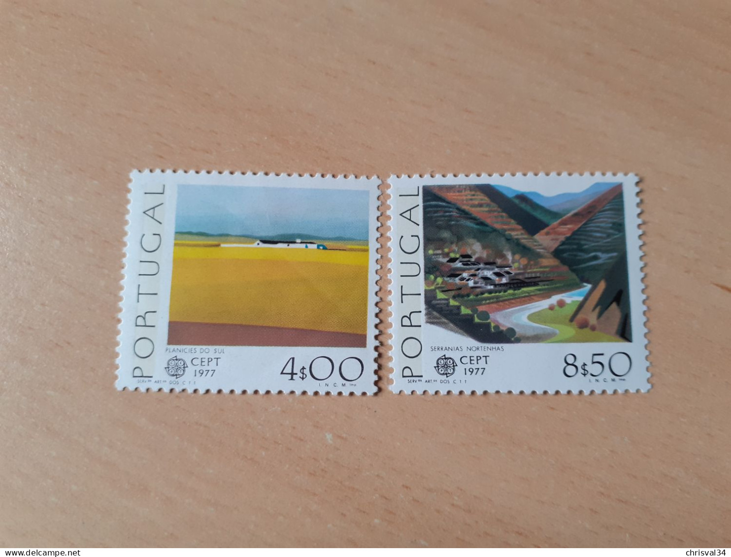 TIMBRES   PORTUGAL   EUROPA    1977   N  1340  /  1341   COTE  5,50  EUROS   NEUFS  LUXE** - 1977