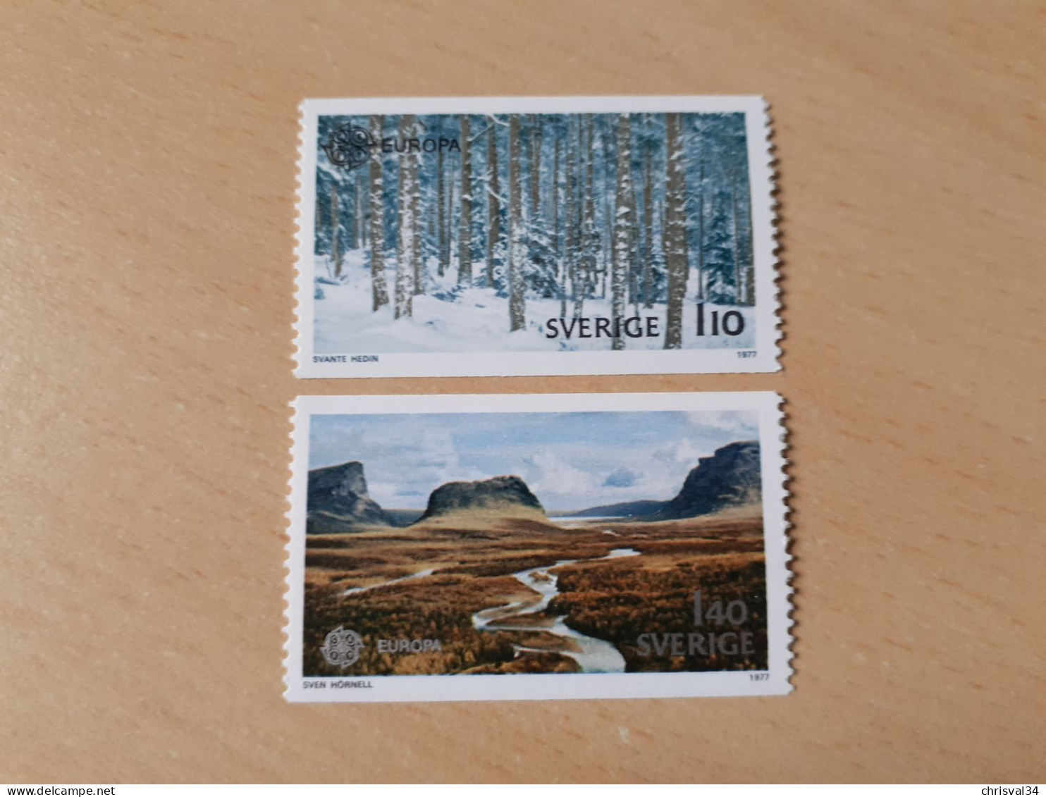 TIMBRES   SUEDE   EUROPA    1977   N  970  /  971   COTE  2,50  EUROS   NEUFS  LUXE** - 1977