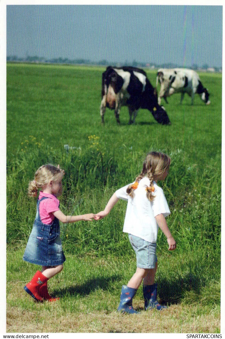 ENFANTS ENFANTS Scène S Paysages Vintage Postal CPSM #PBT248.FR - Scene & Paesaggi