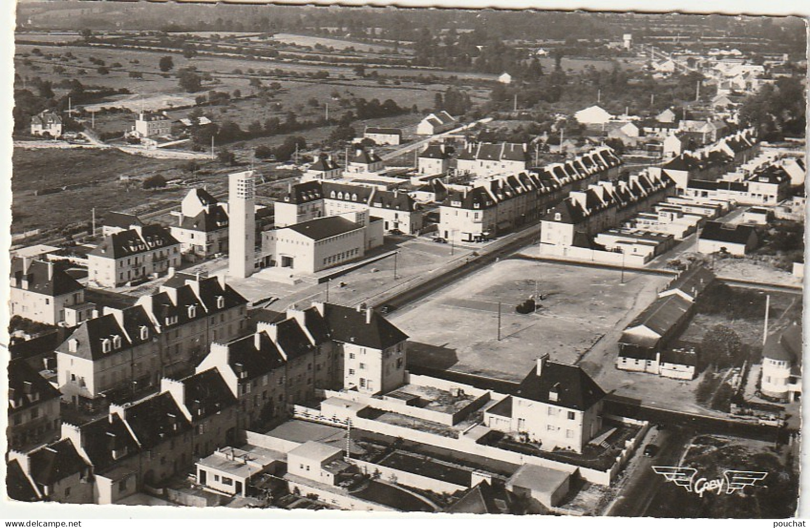 PE 4-(14) VILLERS BOCAGE - L' EGLISE ET VUE D' ENSEMBLE - 2 SCANS - Other & Unclassified