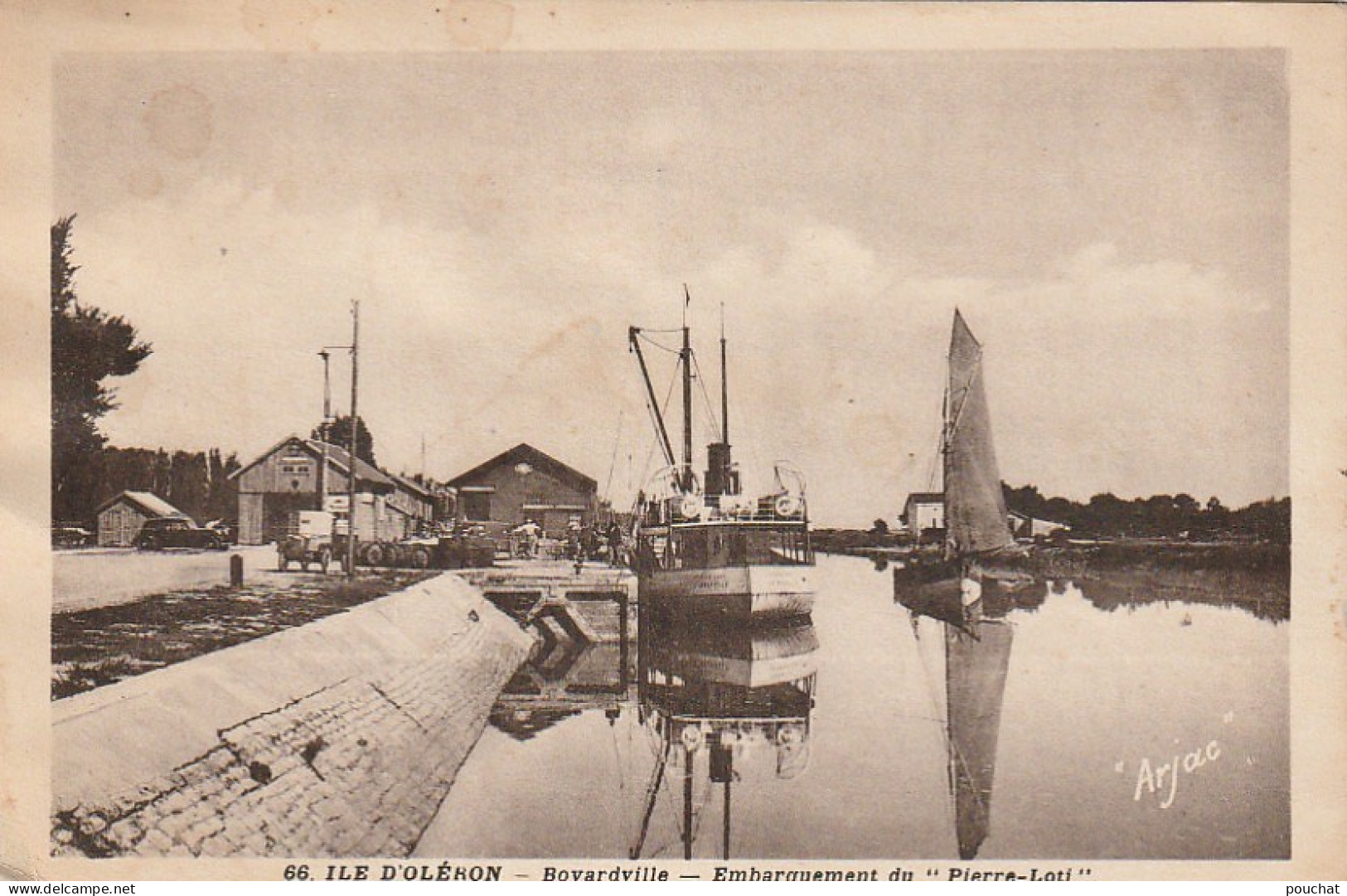 PE 9-(17) ILE D' OLERON - BOYARVILLE - EMBARQUEMENT DU " PIERRE LOTI " - 2 SCANS - Ile D'Oléron