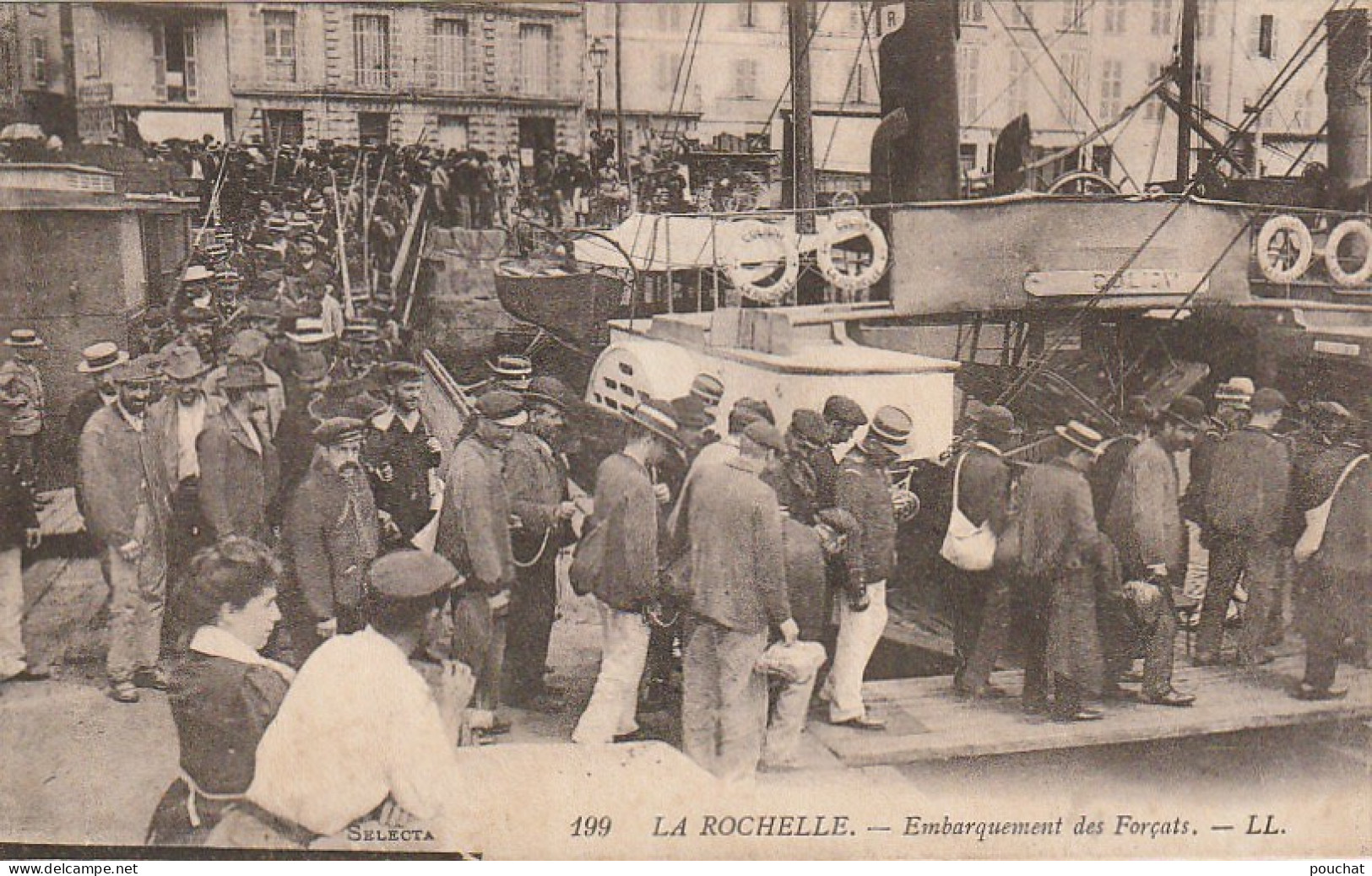 PE 10-(17) LA ROCHELLE - EMBARQUEMENT DES FORCATS - 2 SCANS  - La Rochelle