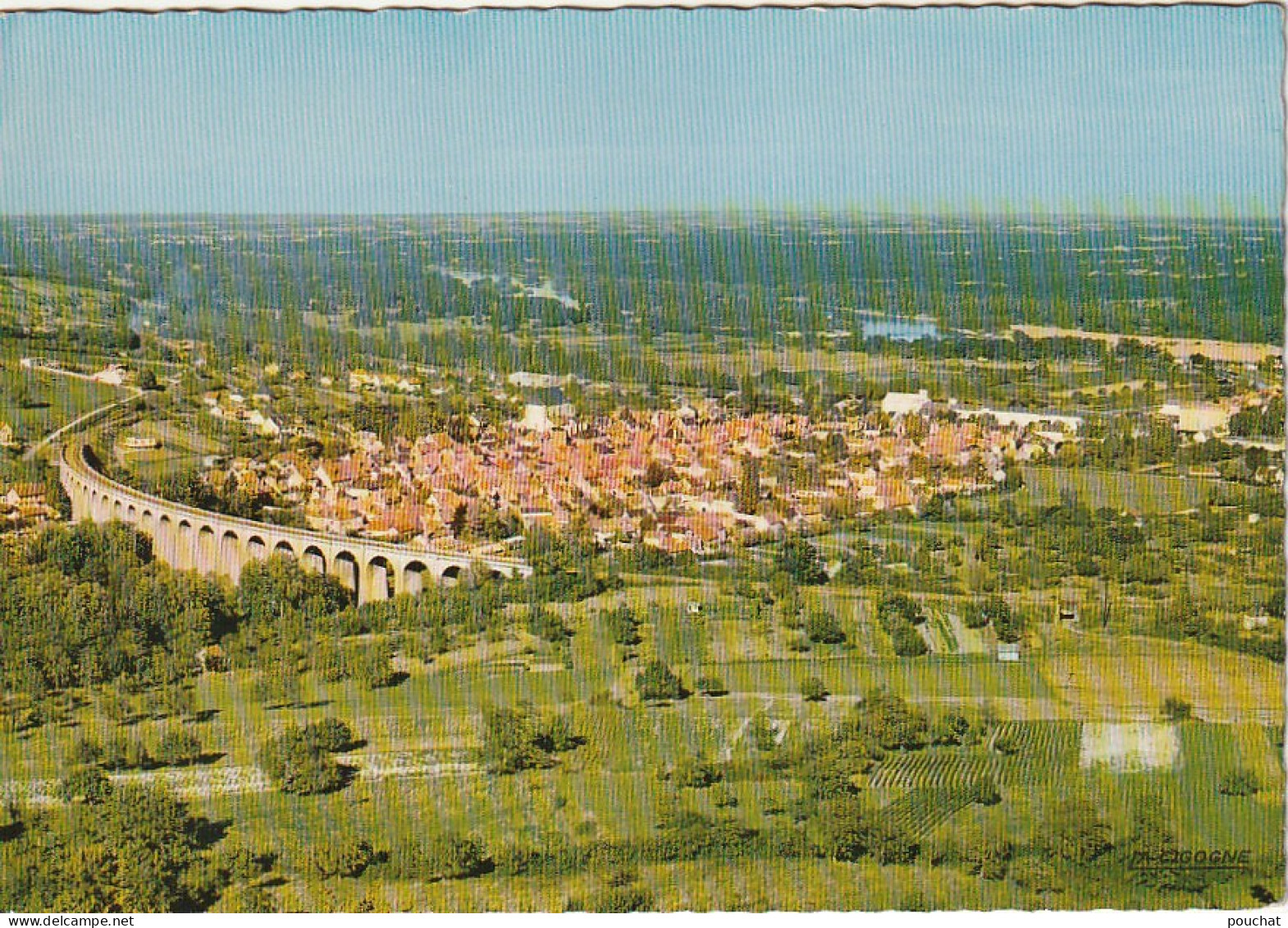 PE 12 -(18) SAINT SATUR - PANORAMA VU DE SANCERRE - VUE GENERALE DE SAINT SATUR ET LA LOIRE  - CARTE COULEURS - 2 SCANS - Saint-Satur