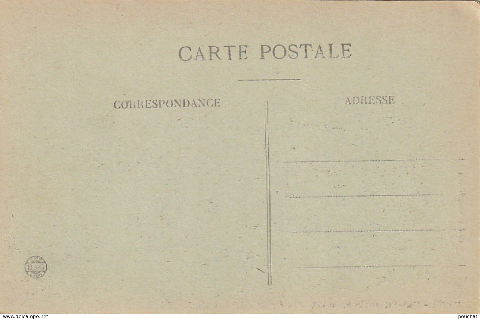 PE 13 - USSEL - MICHEL CLIDIERE , DIT LABI D' USSE - PORTRAIT DE CHASSEUR AVEC PEAU DE BETE ET POIGNARD - 2 SCANS  - Ussel