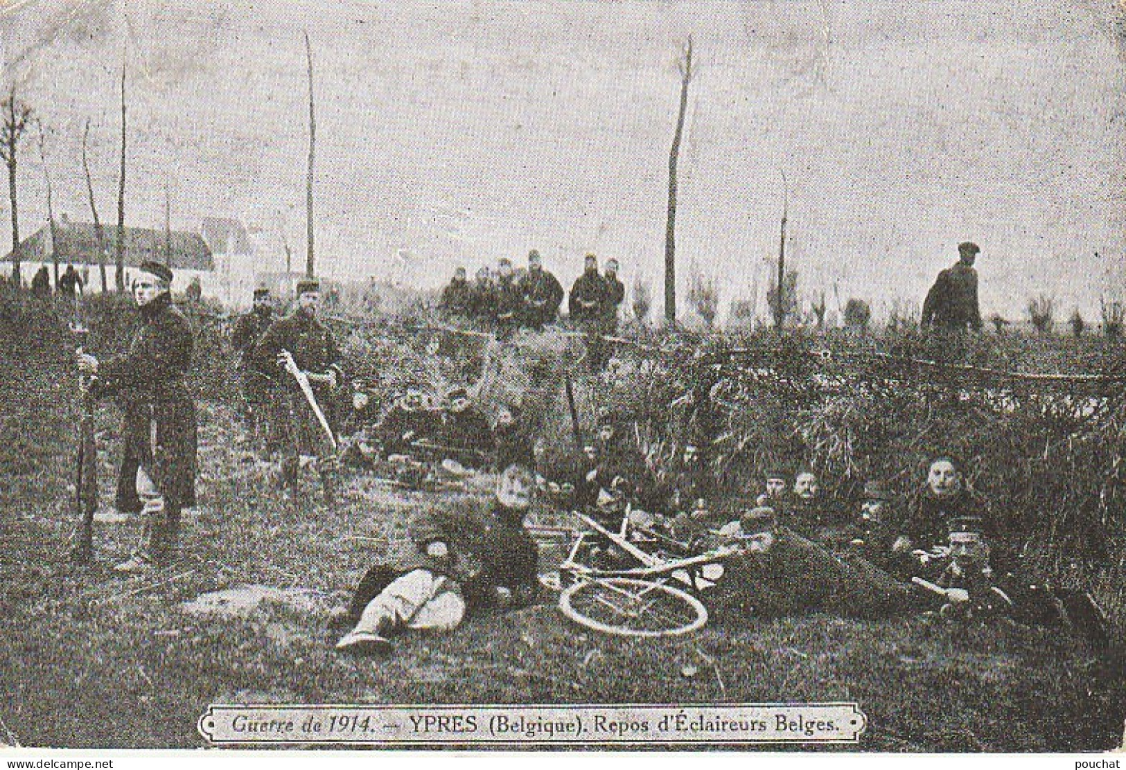 OP Nw29- YPRES ( BELGIQUE ) - REPOS D' ECLAIREURS BELGES ( 1914 )- 2 SCANS - Régiments