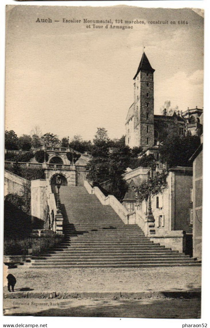 Auch- Escalier Monumental - Auch