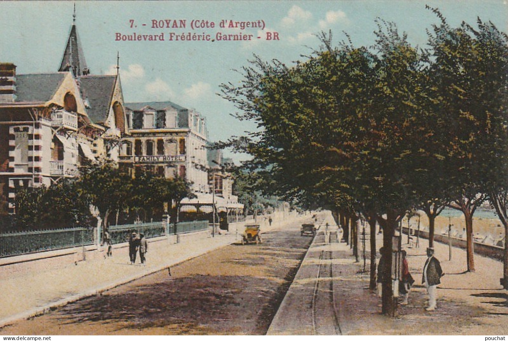 OP Nw32-(17) ROYAN - BOULEVARD FREDERIC GARNIER - FAMILY HOTEL - CARTE COLORISEE - 2 SCANS - Royan