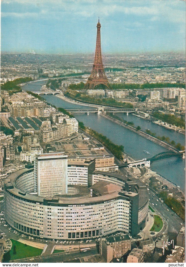 OP Nw33-(75) PARIS - VUE AERIENNE - LE PALAIS DE LA RADIO  , LA SEINE ET LA TOUR EIFFEL - 2 SCANS - Sonstige & Ohne Zuordnung