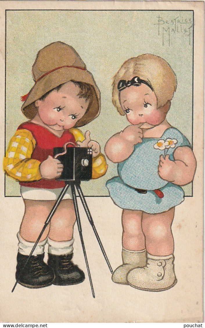 OP Nw37- ENFANT PHOTOGRAPHE AVEC APPAREIL SUR PIED ET FILLETTE AVEC BOUQUET  - ILLUSTRATEUR B. MALLET - Mallet, B.