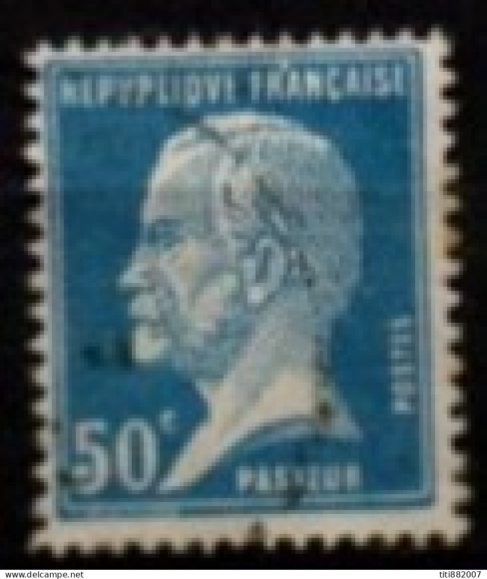 FRANCE    -   1923 .   Y&T N° 176 Oblitéré.  Point Blanc Sur RA De Française - Used Stamps