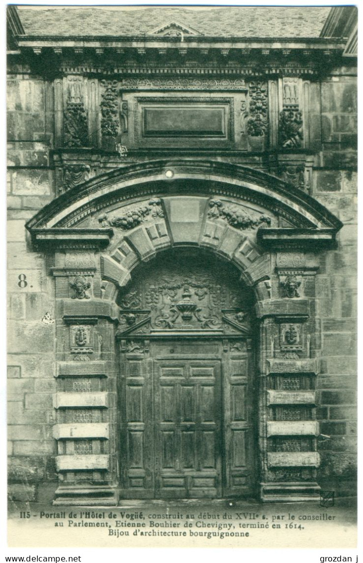 Portall De L'Hôtel De Vogüé... Bijou D'architecture Bourguignonne, France - Dijon