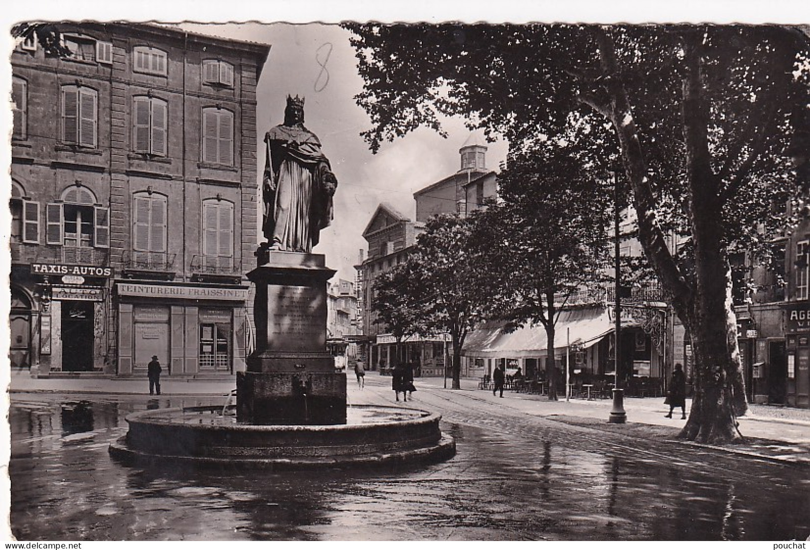 MO 29-(13) AIX EN PROVENCE - STATUE DU ROI RENE ET PLACE FORBIN  - COMMERCES - Aix En Provence