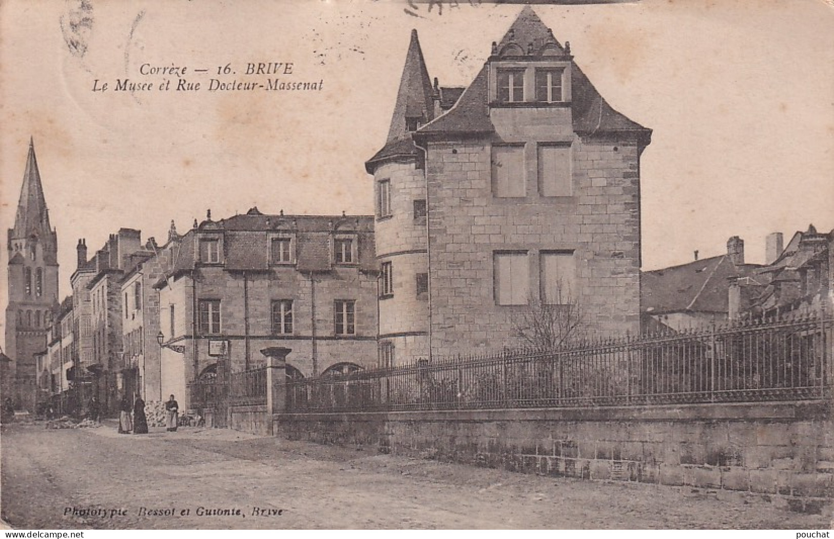 OP 39-(19) BRIVE - LE MUSEE ET RUE DU DOCTEUR MASSENAT - Brive La Gaillarde