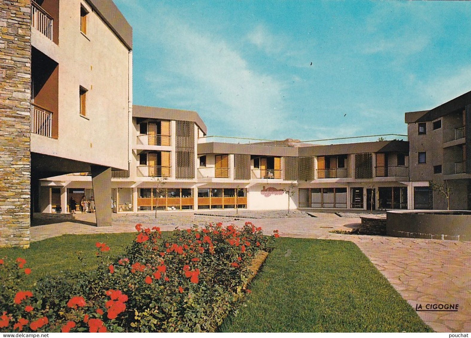 OP 41-(20) TAGLIO ISOLACCIO - CENTRE DE VACANCES  , DE LOISIRS ET DE REPOS  - LE ROND POINT ET LES BOUTIQUES - Autres & Non Classés