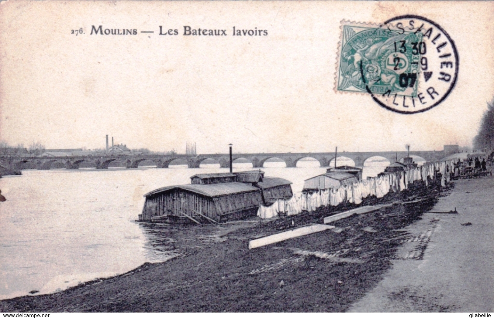 03 - Allier -  MOULINS - Les Bateaux Lavoirs - Moulins