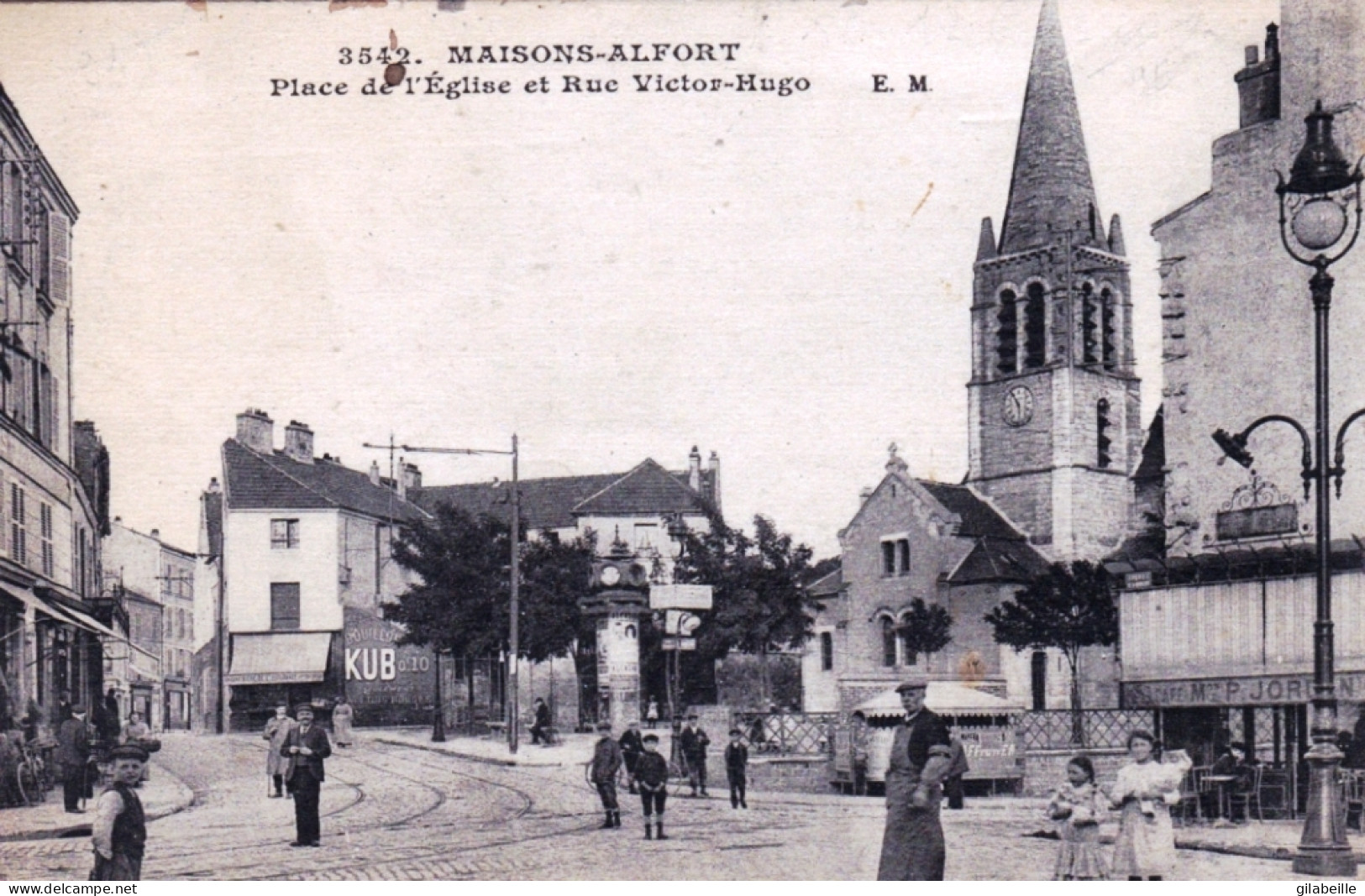 94 - MAISONS ALFORT - Place De L'église Et Rue Victor Hugo - Vespasienne - Maisons Alfort