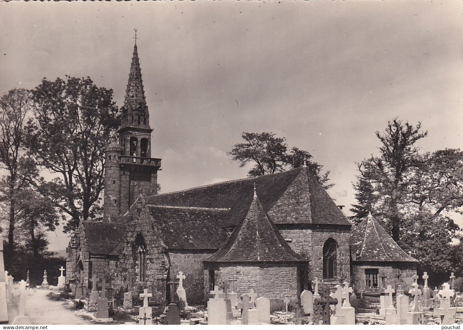 PE 31-(29) BERRIEN - L'EGLISE - CIMETIERE - Other & Unclassified