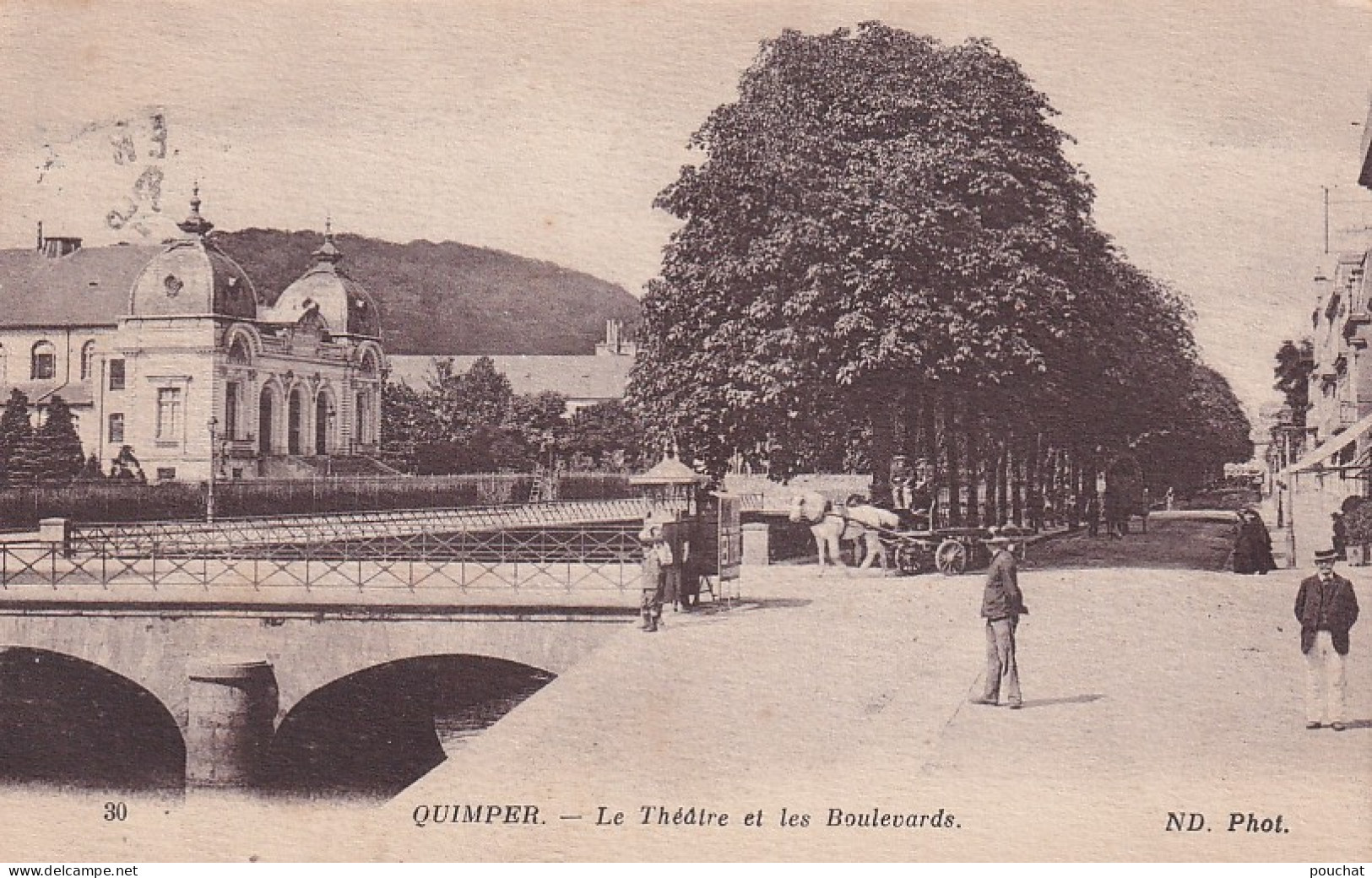 PE 31-(29) QUIMPER - LE THEATRE ET LES BOULEVARDS - ANIMATION - Quimper