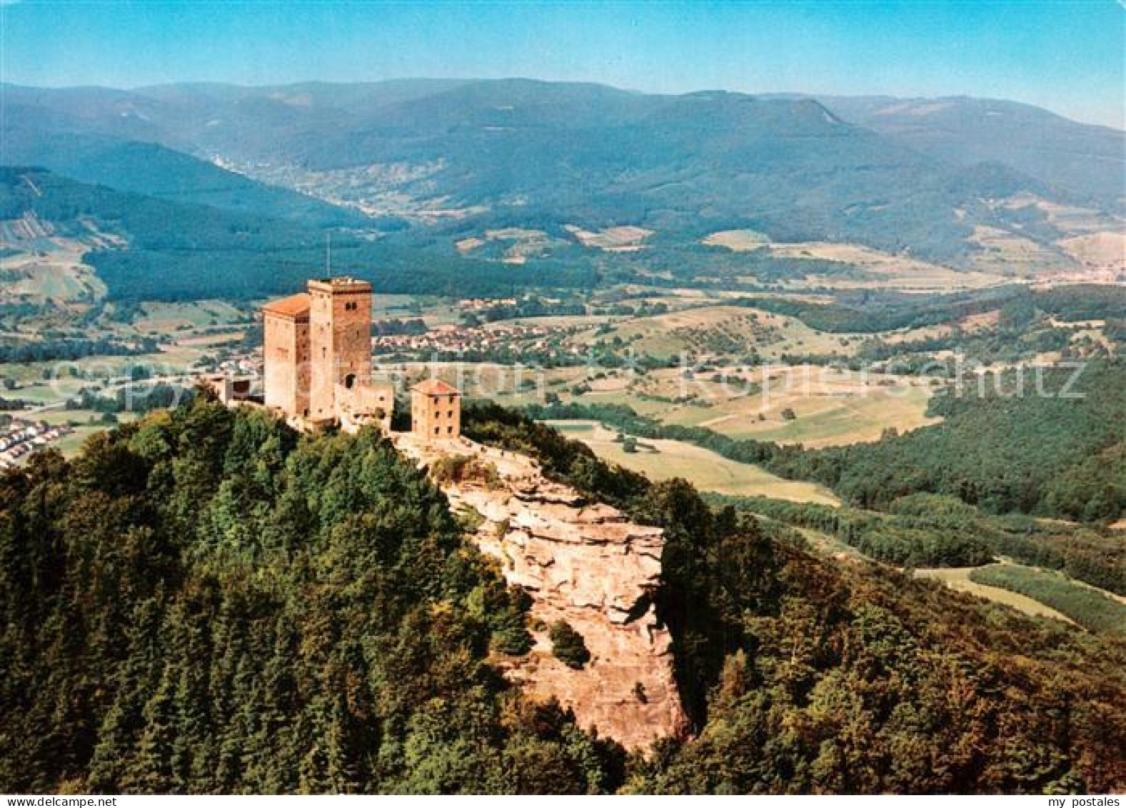 73724723 Annweiler Trifels Fliegeraufnahme Mit Burg Trifels Annweiler Trifels - Sonstige & Ohne Zuordnung