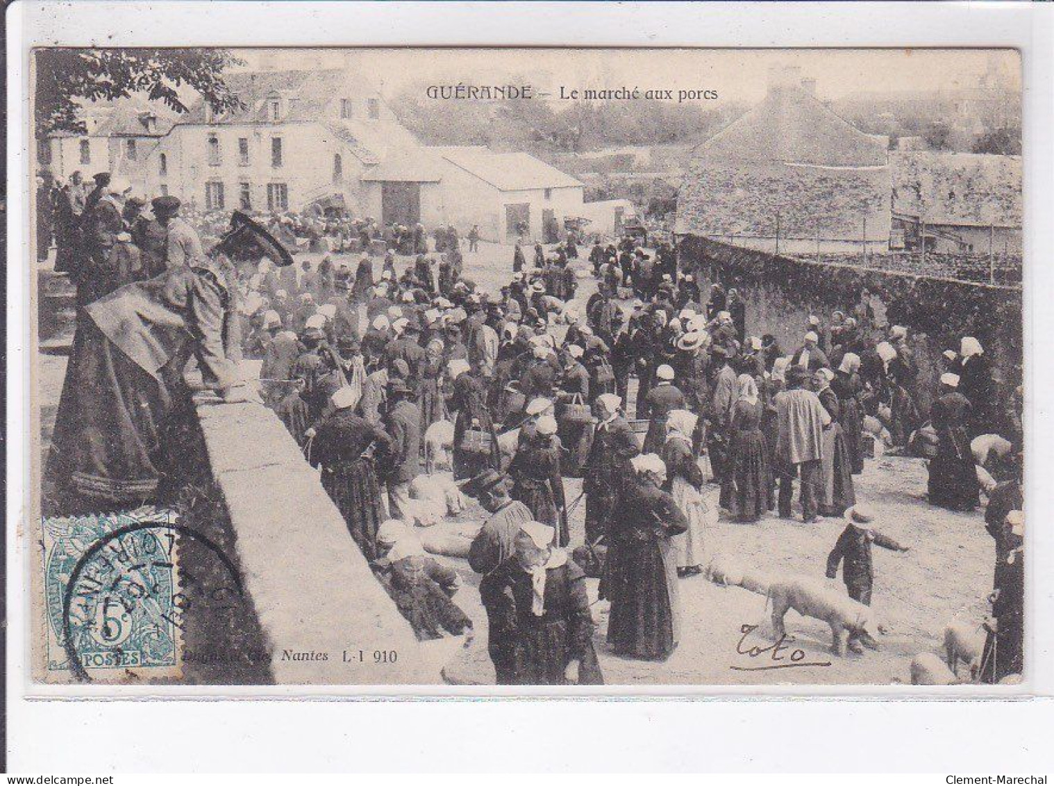 GUERANDE: Le Marché Aux Porcs - état - Guérande