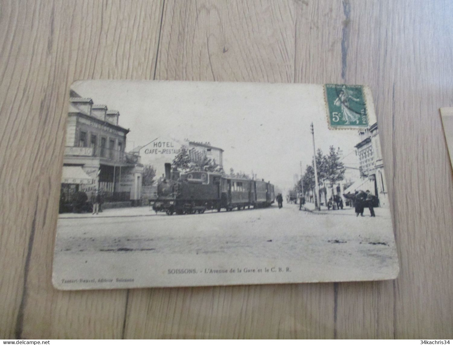 CPA 02 Aisne Soissons L'avenue De La Gare Et Le C.B.R. Train Tram Tramway - Soissons