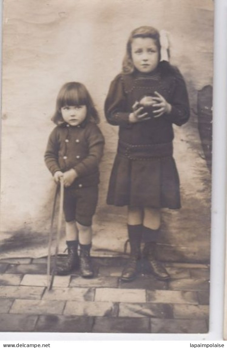 Carte Photo De Cabinet  Belgique Mons Hyon Max Et Yvonne Trémisau Photo Camille Petein Hyon  Réf 29958 - Anonymous Persons